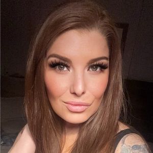 Meet your Posher, Michelle lea